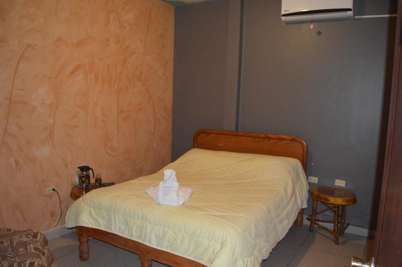 Hotel Escalon Santa Rosa de Copán Екстериор снимка