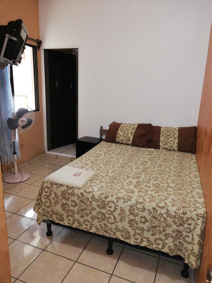 Hotel Escalon Santa Rosa de Copán Екстериор снимка