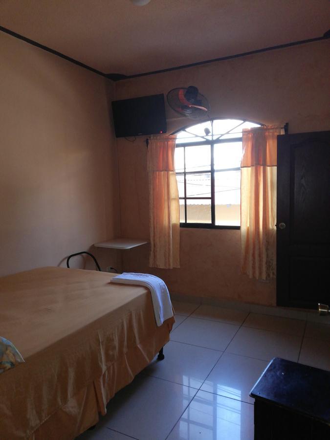 Hotel Escalon Santa Rosa de Copán Екстериор снимка
